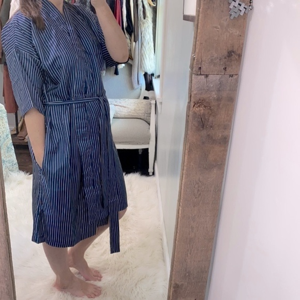 Vintage blue striped men’s silky robe size small
